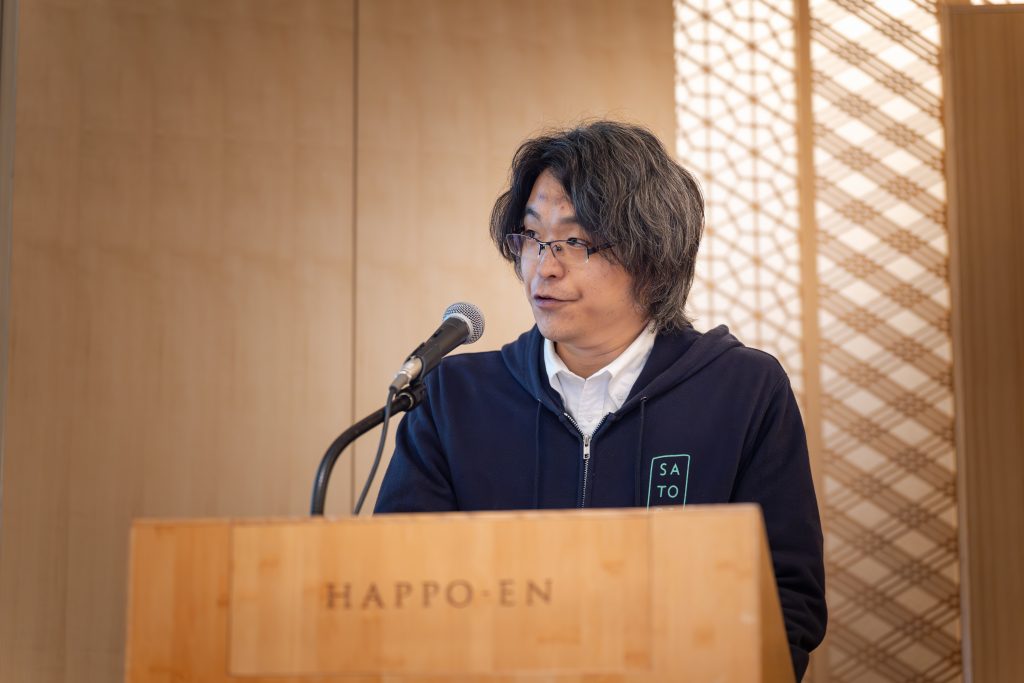 開発部部長 柿迫の発表の様子